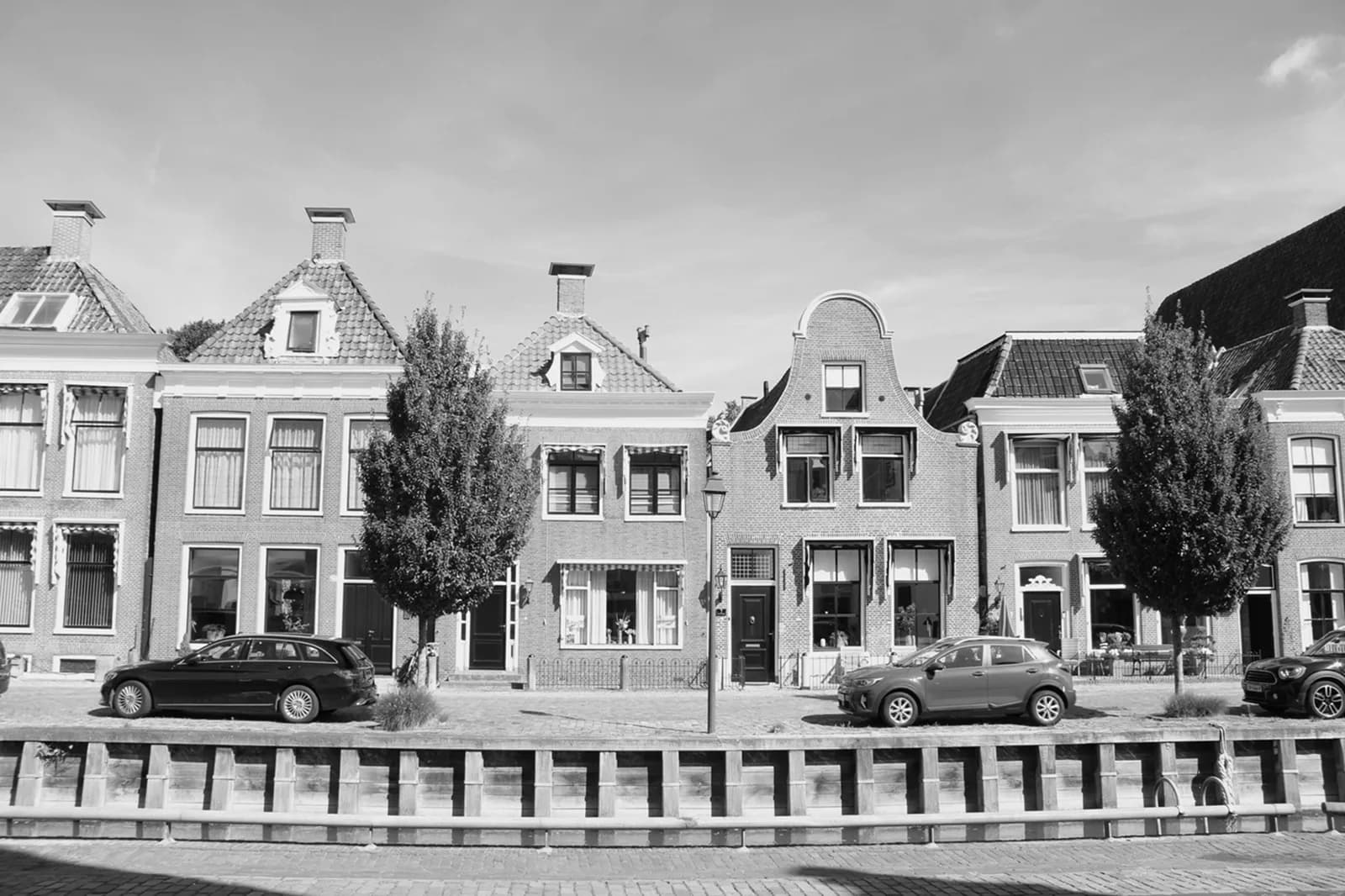 Black-and-white street scene in Harlingen