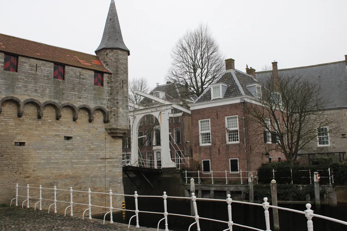 Historic buildings and water in Zierikzee